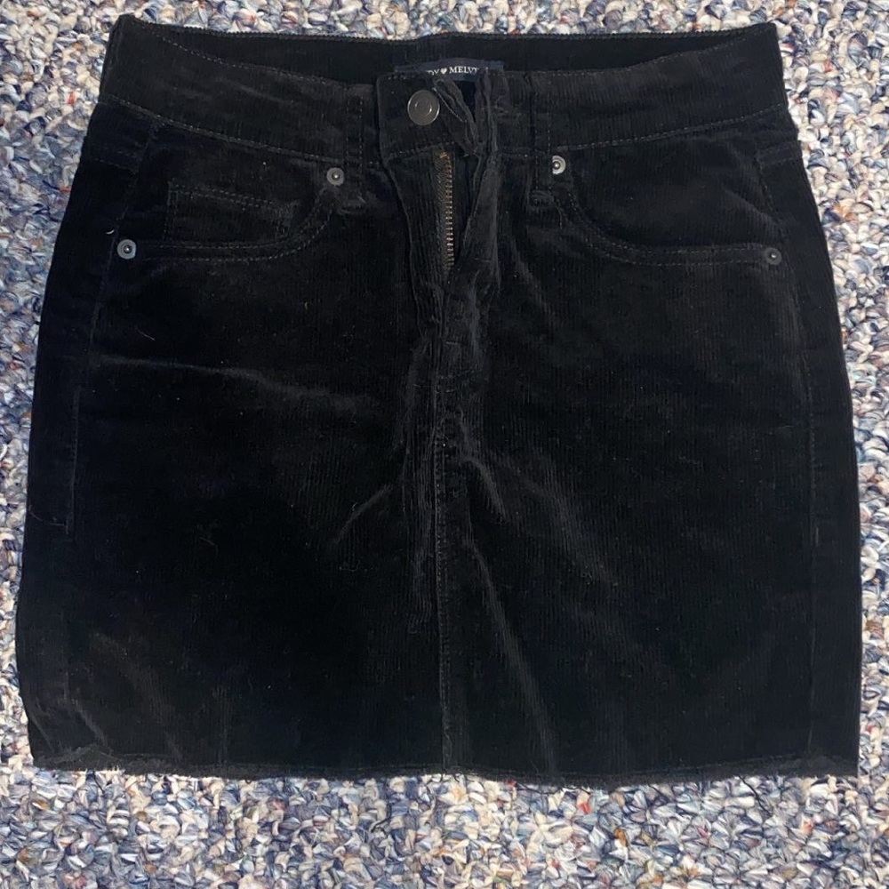 Brandy Melville skirt worn once